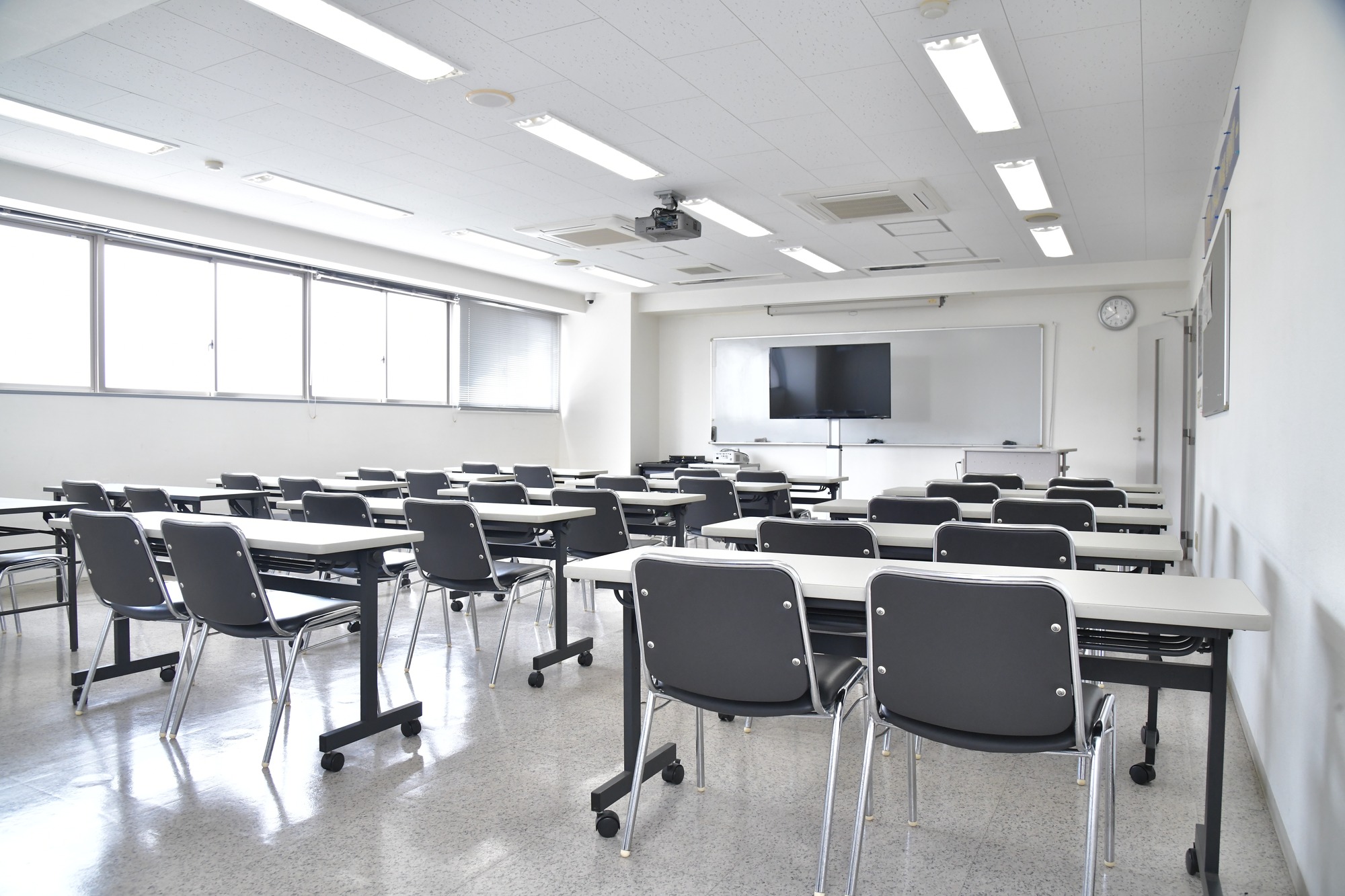 学費サポート メインビジュアル
