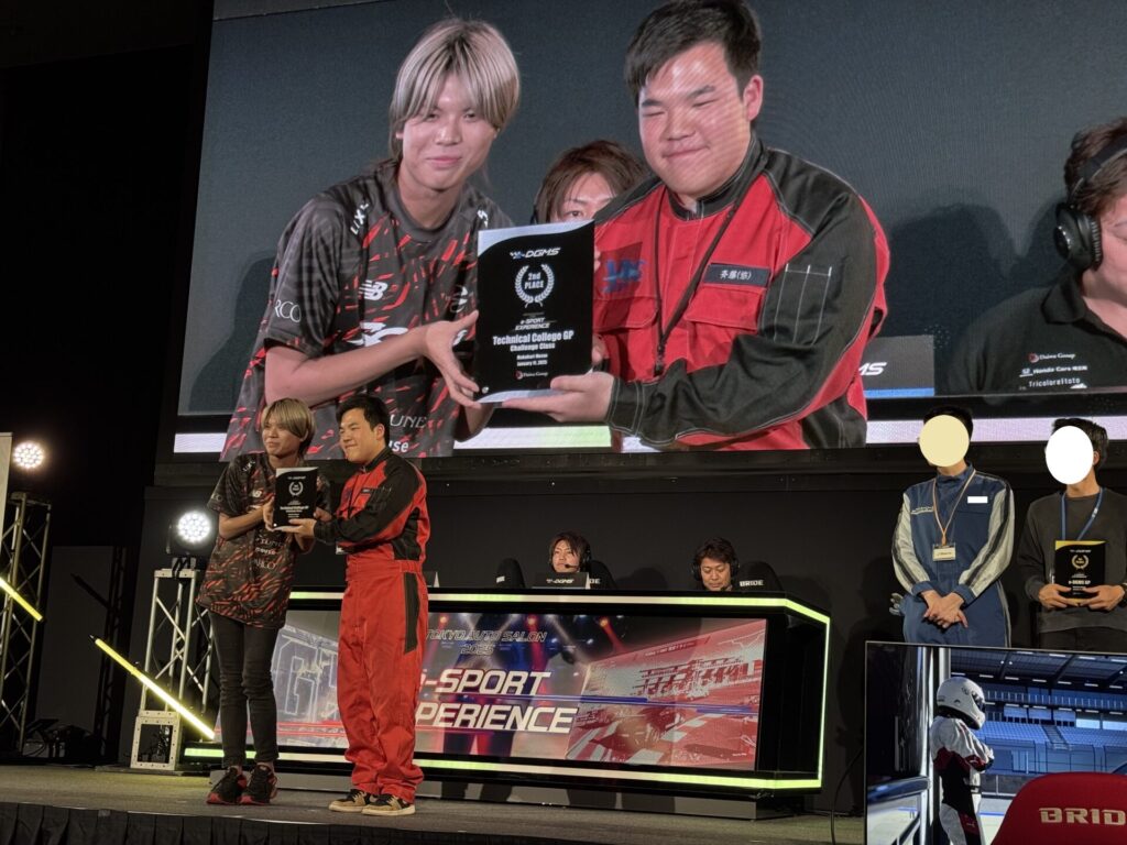 【東京オートサロンのグランツーリスモイベントに出場】