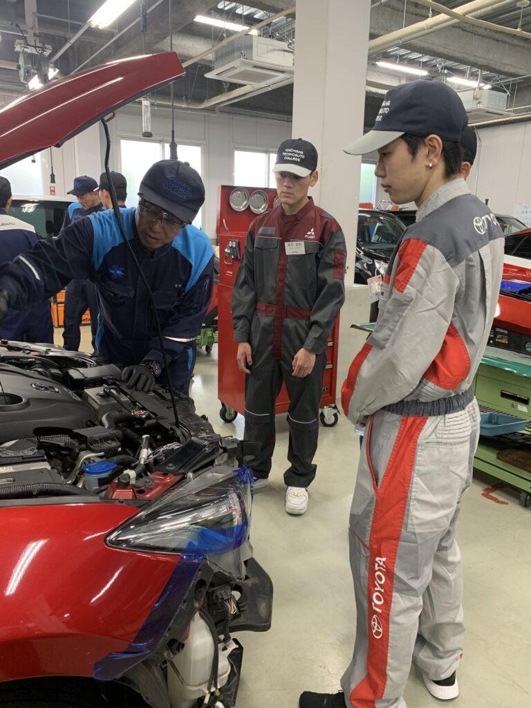 【体験入学開催～1級自動車整備科～】